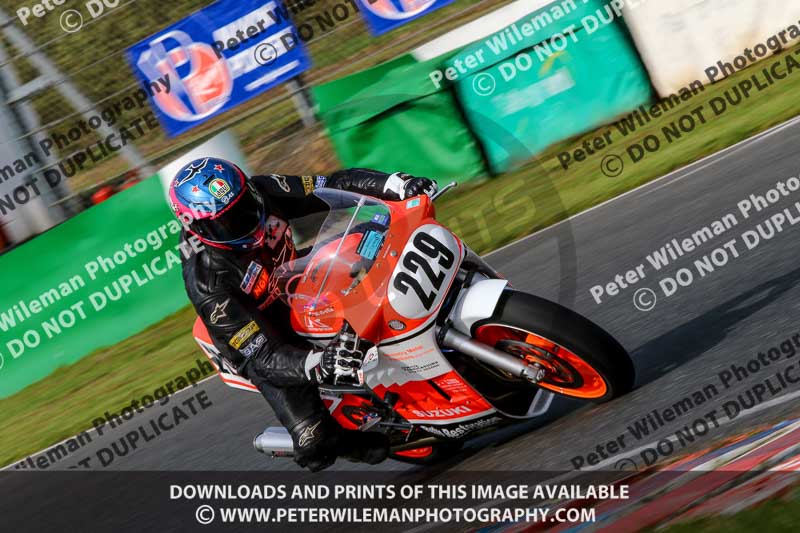 enduro digital images;event digital images;eventdigitalimages;mallory park;mallory park photographs;mallory park trackday;mallory park trackday photographs;no limits trackdays;peter wileman photography;racing digital images;trackday digital images;trackday photos
